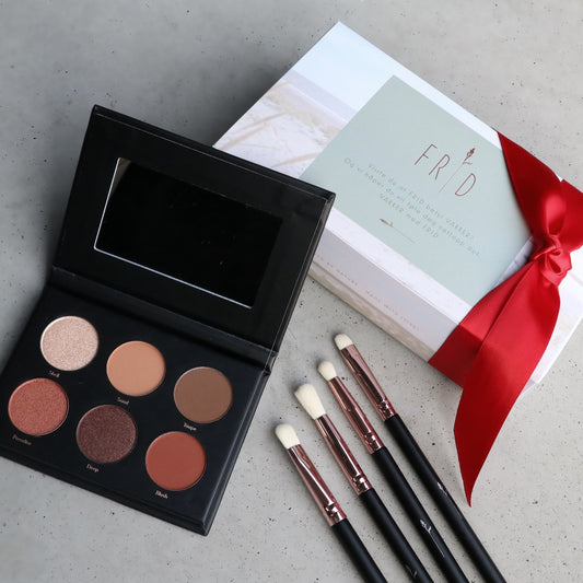 Julekit – Eyeshadow palette + Koster - Sunset